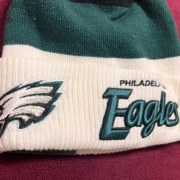 New Era Philadelphia Eagles Mixed Beanie OS One Size Authentic NFL Hat Rare Logo - Picture 3 of 5